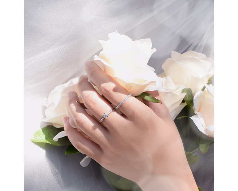 AUROSES Solitaire Ring Sterling Silver